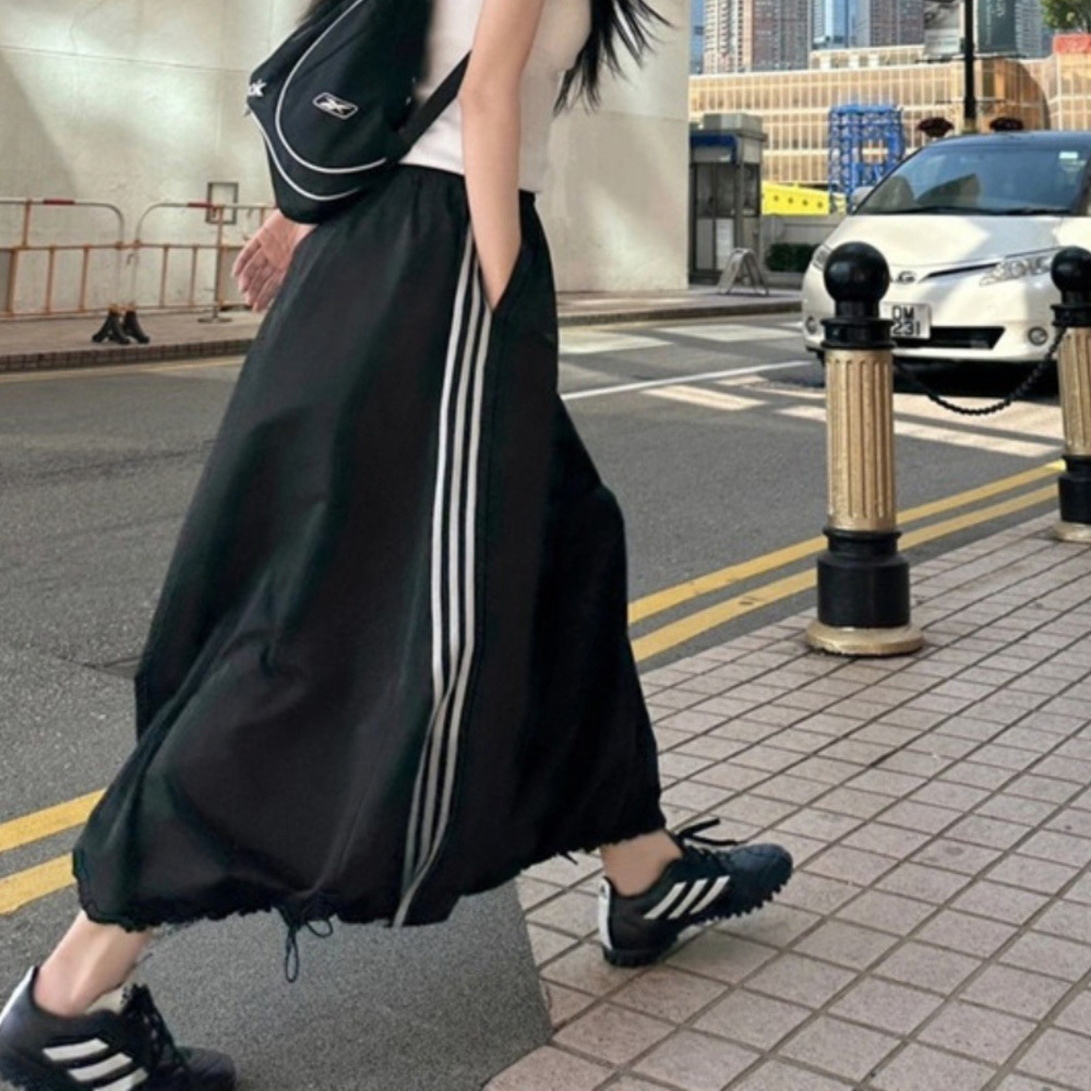 y2k American retro black cargo skirt for women loose sports casual Outline Umbrella Skirts